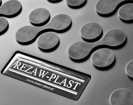 ЗАЩО ДА ИЗБЕРЕМ ПОЛСКИТЕ СТЕЛКИ НА МАРКАТА REZAW-PLAST