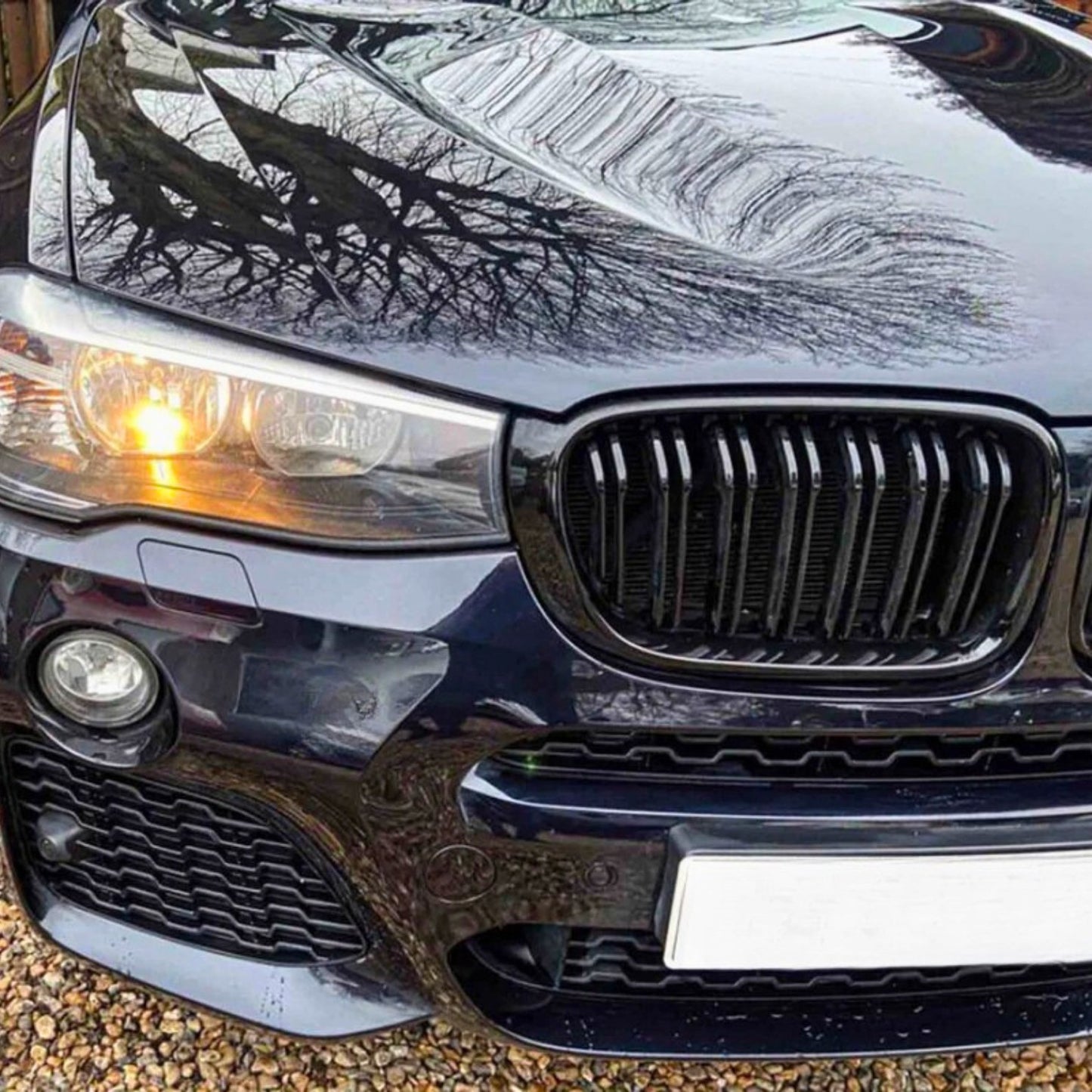 Двойни решетки (бъбреци) за BMW X3 F25 и X4 F26 (2010–2018) – черен лак