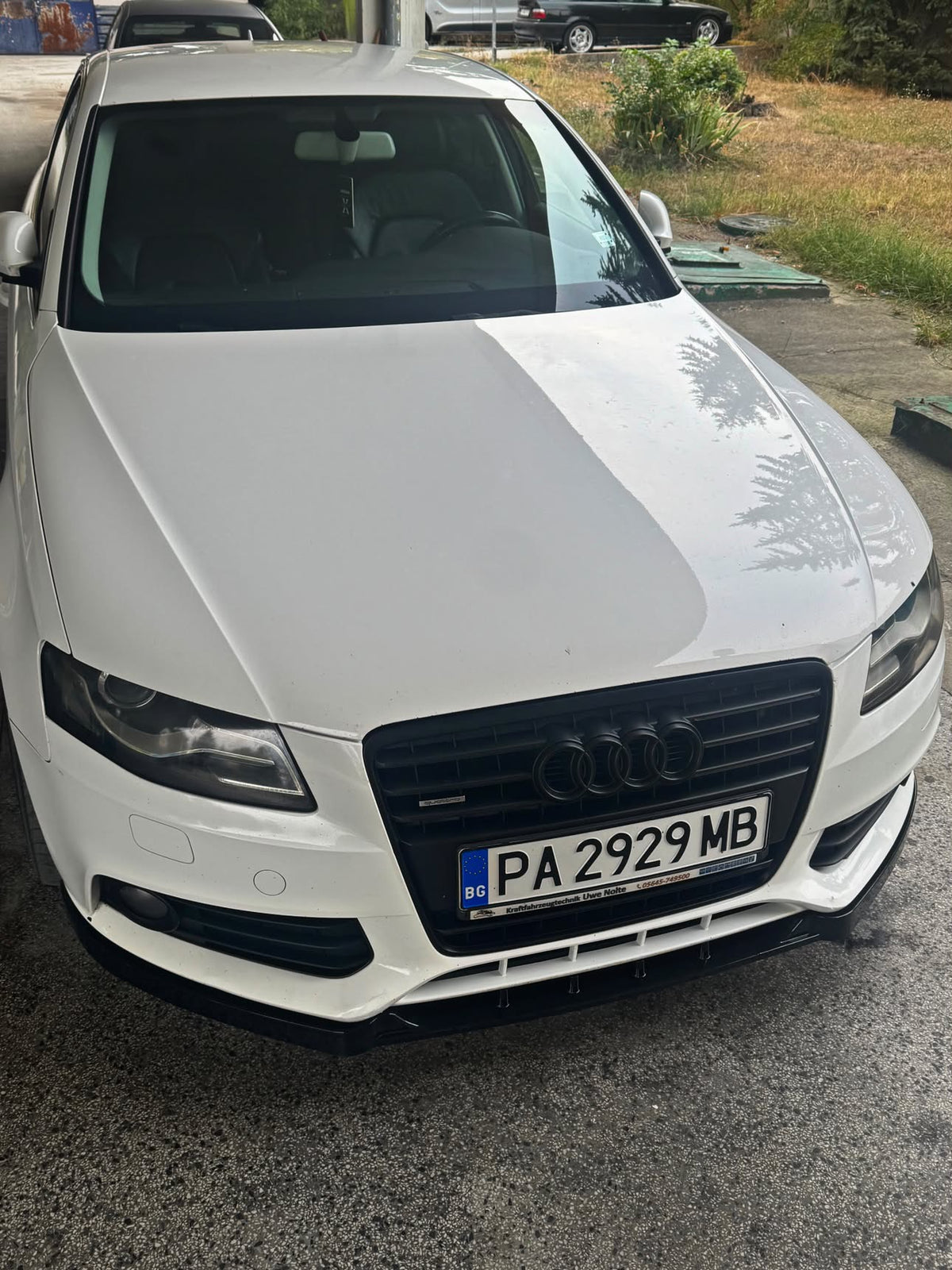 Преден лип за Audi A4 B8 (2007–2012) – черен гланц