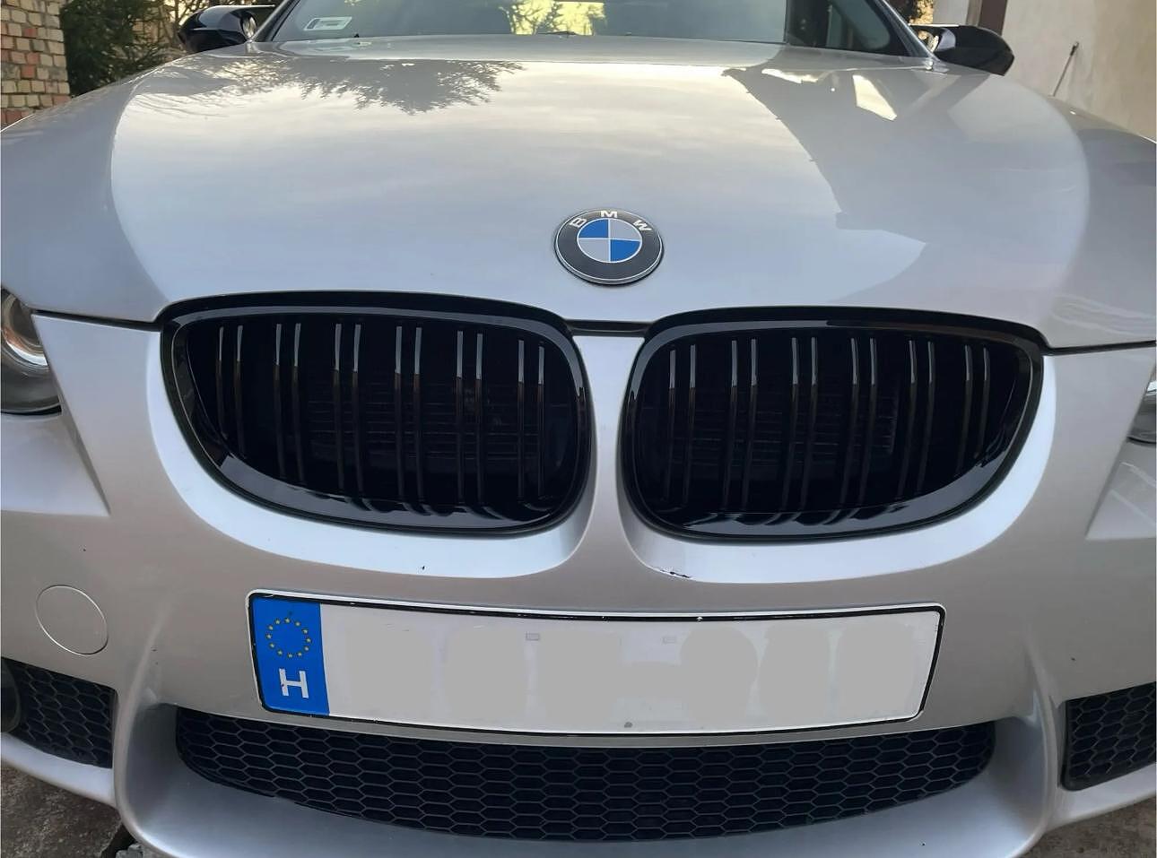 Бъбреци за BMW E92 / E93 (2006 - 2010) Двойни Черен Гланц