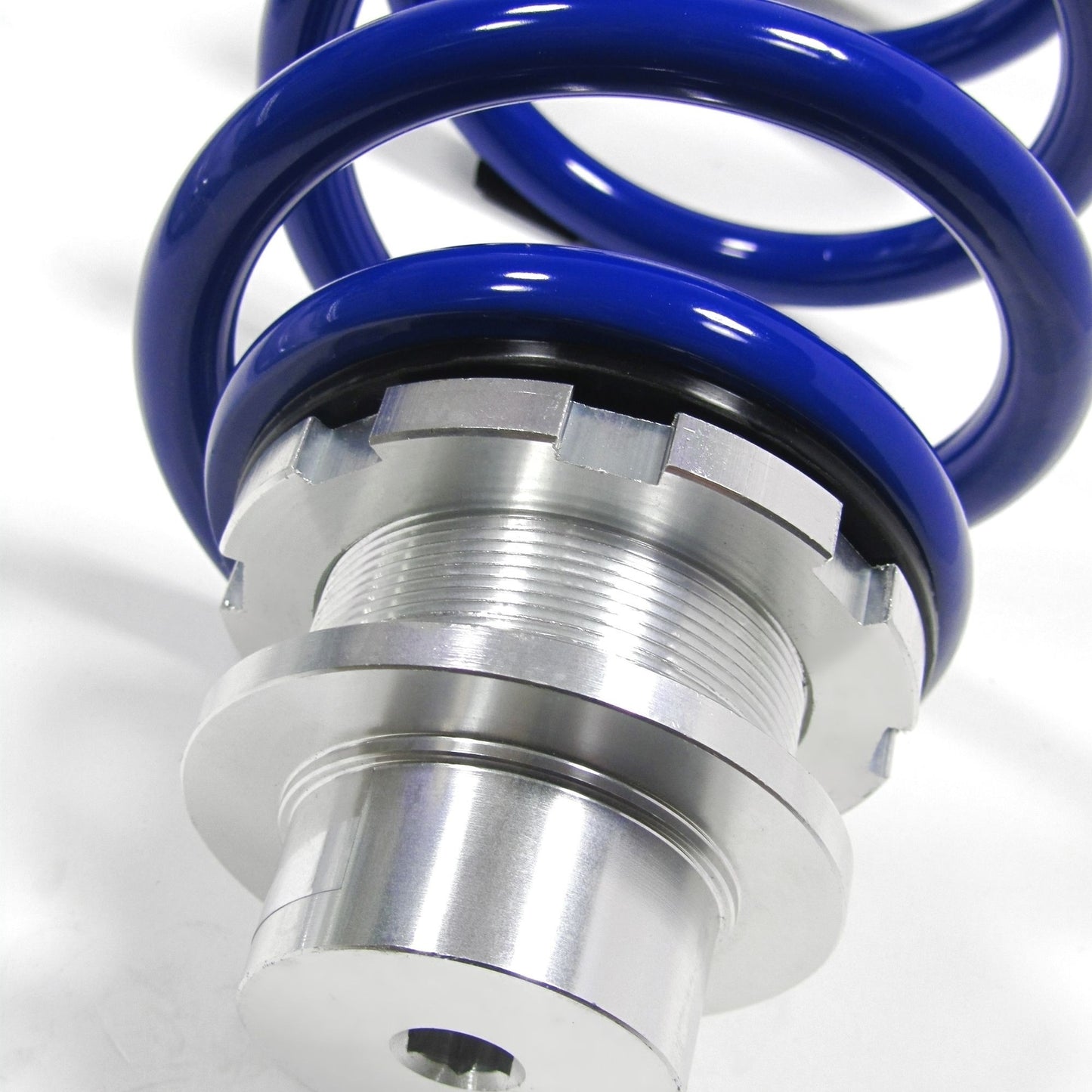 Регулируемо спортно окачване JOM Blueline Coilover Kit, подходящо за A6 Limo (4G) 1.8 TFSI/ 2.0 TFSI 132 KW/ 2.0 TFSI 185 KW Quattro-модели/ 2.8 FSI 150 KW Quattro/ 2.0 TDI 110 KW/ 2.0 TDI 140 KW, 2011-2018