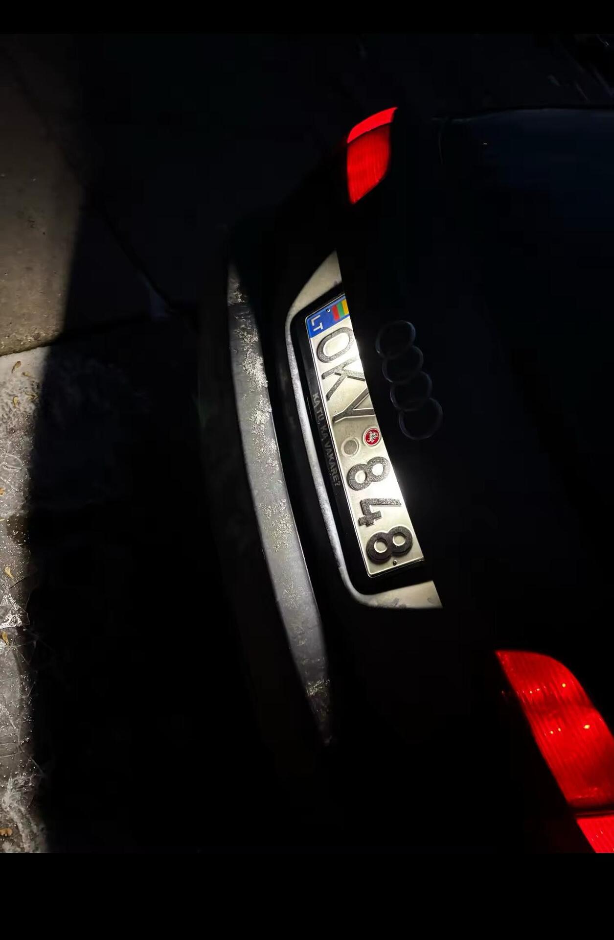 Led плафони за заден номер 6000К - Audi A3 8P A4 B6 B7 A6 A8 Q7