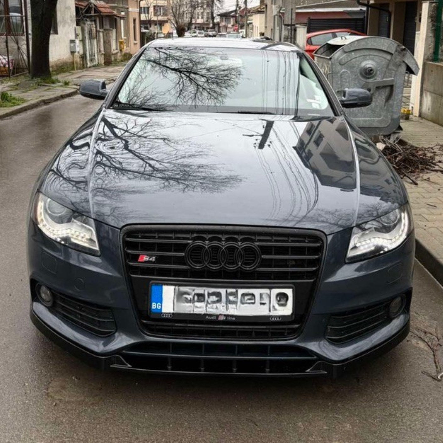 Преден лип за Audi A4 B8 (2007–2012) – черен гланц