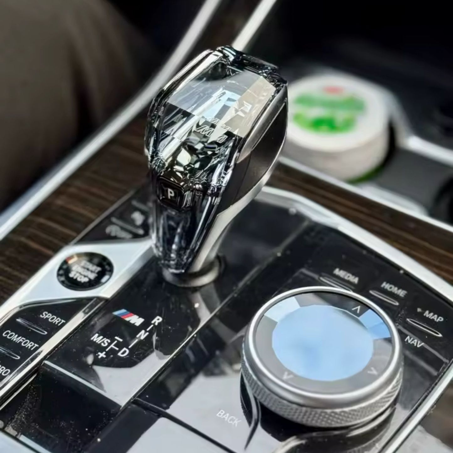 Кристален скоростен лост за BMW G-Series (2018–2025) – M Performance Crystal Gear Selector