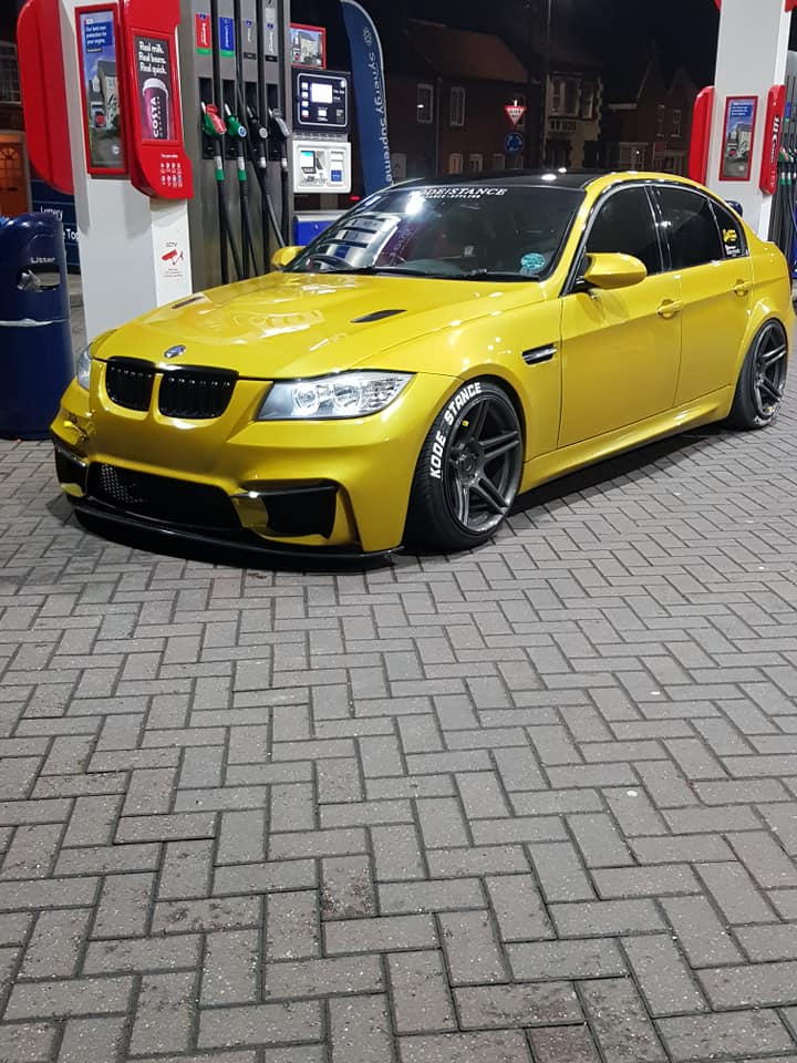 Предна броня за BMW E90 (05-09) - М4 дизайн без отвори за халогени