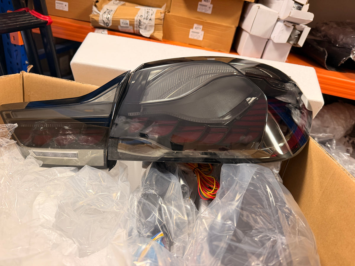 LED Стопове с Динамичен Мигач за BMW F32 / F33 / F36 / F82 / F83 (14–20) - GTS визия - Опушени