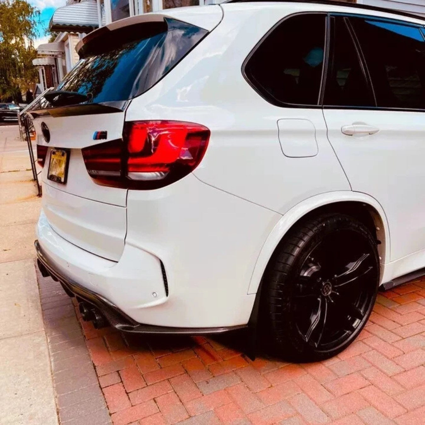Mid спойлер за BMW X5 F15 (2013–2018) – черен гланц