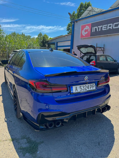 Заден дифузьор с F1 стоп и странични добавки за BMW G30 G31 - M5 визия  – Черен гланц