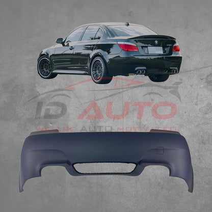 Задна броня за BMW E60 Sedan – M5 дизайн, без отвори за парктроник, грундирана