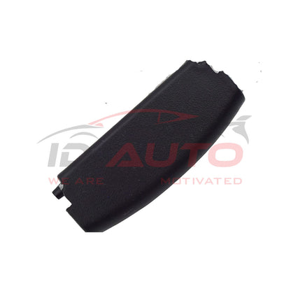 Закопчалка (копче) за капак на подлакътник – подходяща за Audi A3 8P (2003–2012)