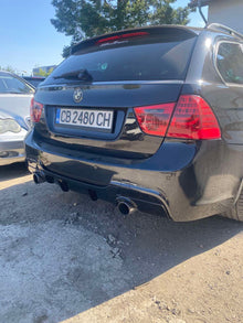 Заден двоен дифузьор – BMW 3 Series E90/E91 (2005–2011), за M-Tech броня, черен гланц