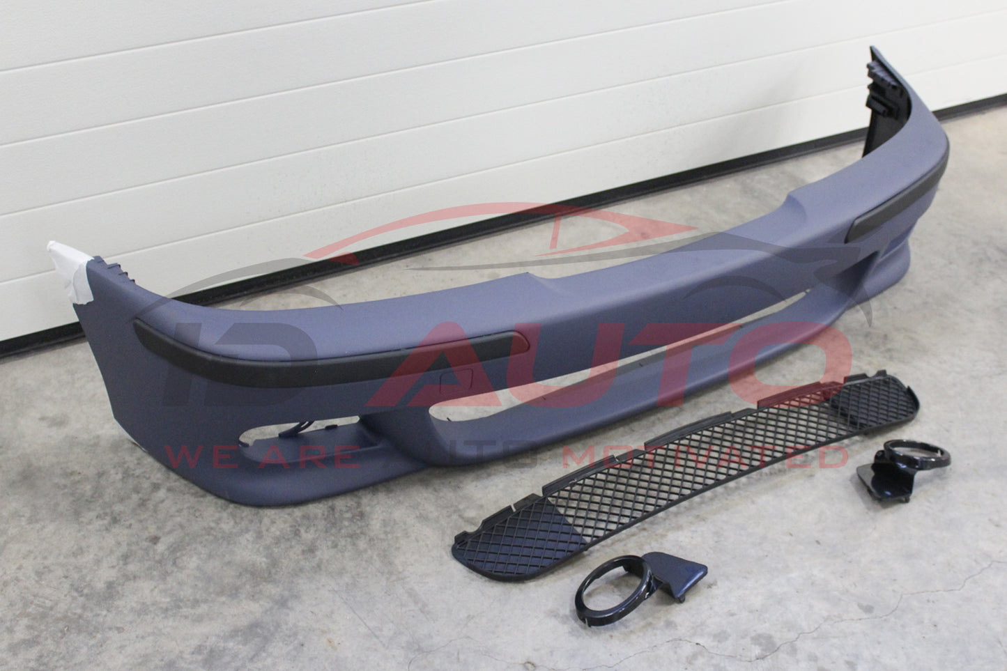 Предна М броня за Bmw E39 (1995-2004] на грунд