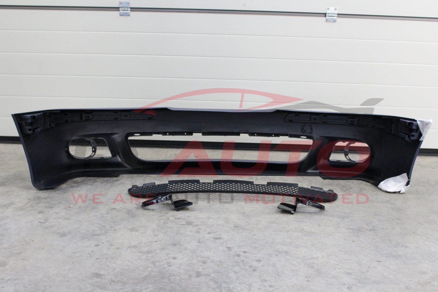 Предна М броня за Bmw E39 (1995-2004] на грунд