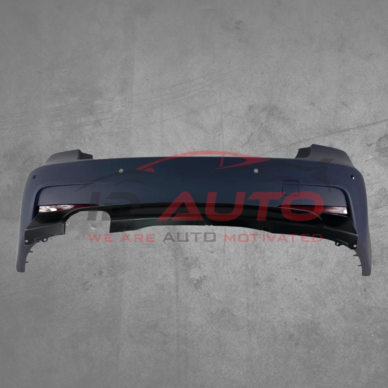 Задна броня за BMW F30 - M-Tech дизайн с отвори за парктроник грундирана