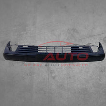 Предна тунинг броня за Mercedes E-Class W210 (1995–1999) с лип и отвори за халогени