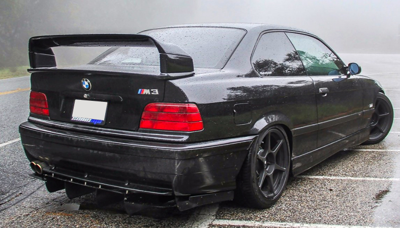 Спойлер GT стил за Bmw 3 Series E36 седан / купе (1990-1999) – черен гланц