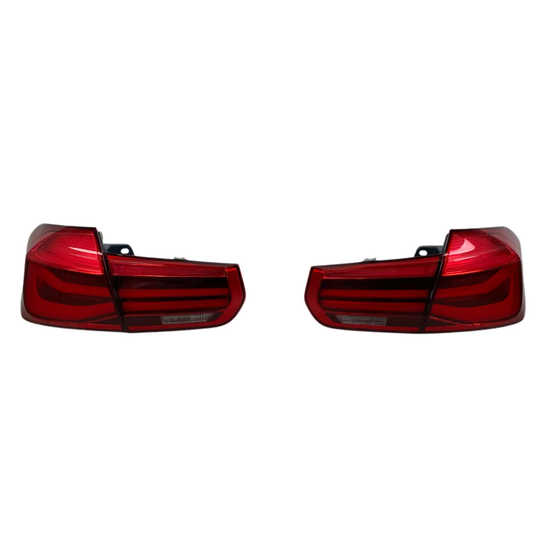 Диодни LED стопове за BMW F30 (2011–2015) – Facelift визия
