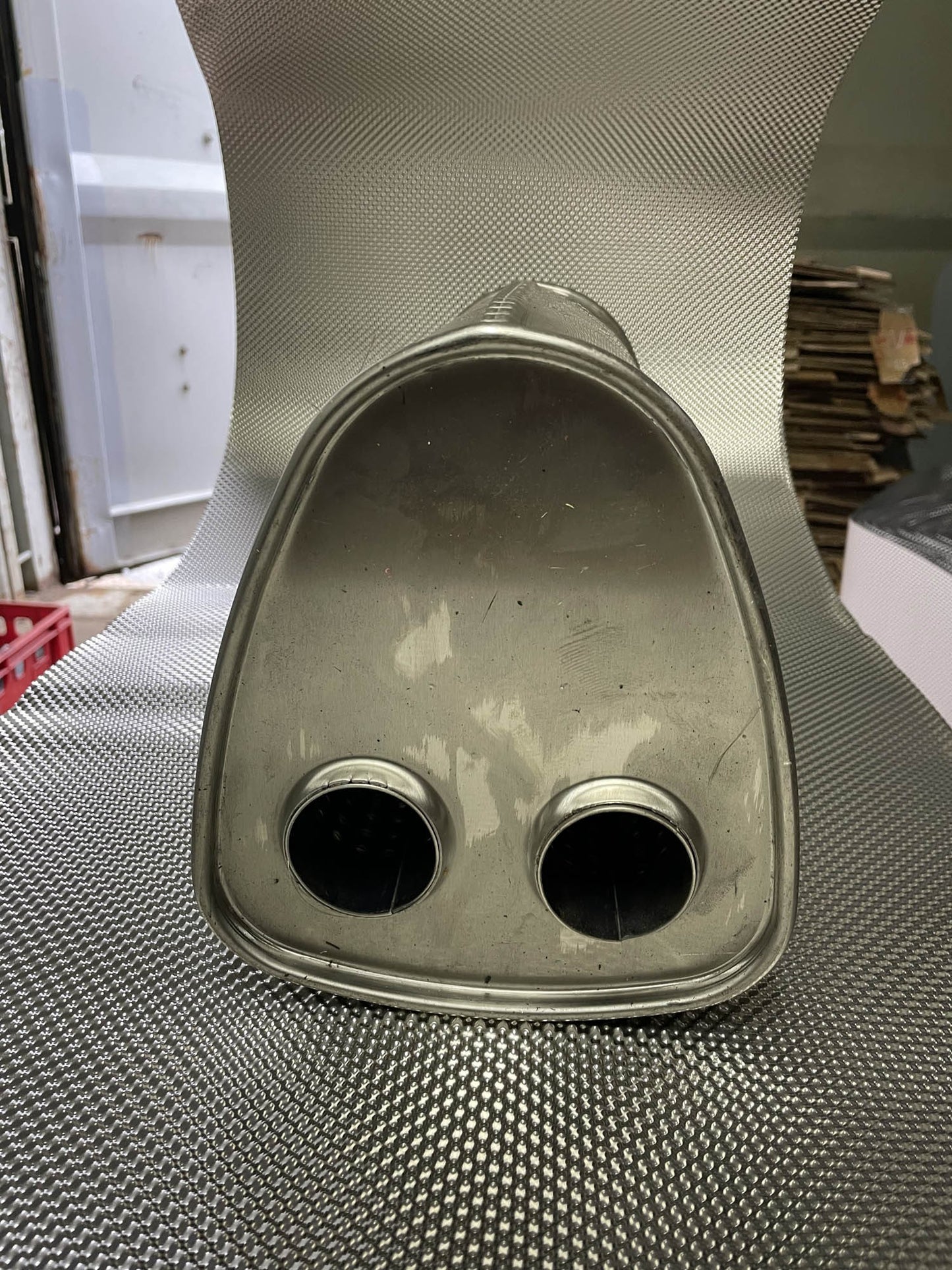 Aluminized steel through-mount muffler - EDEX