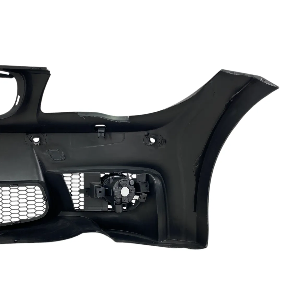 Предна броня BMW E87 (2007–2011) – M1 дизайн с халогени