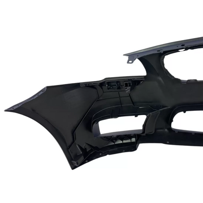 Предна броня M5 за BMW F10 / F11 (2010–2014) – с отвори за парктроник и халогени