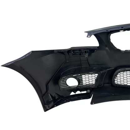 Предна броня M5 за BMW F10 / F11 (2010–2014) – с отвори за парктроник и халогени