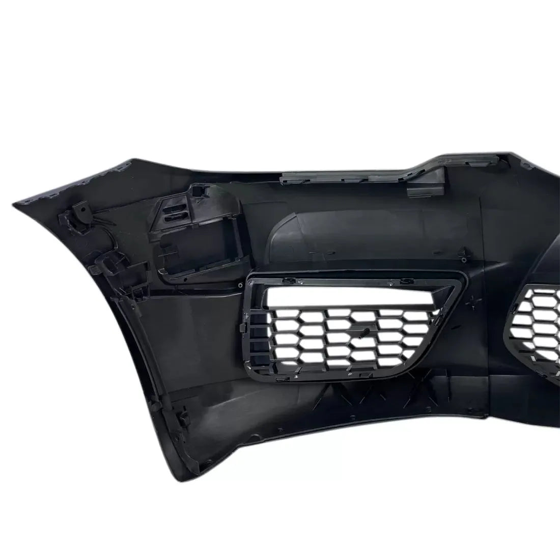 Предна броня BMW G30 (2017-2020) – M5 дизайн, с и без отвори за парктроник, грундирана