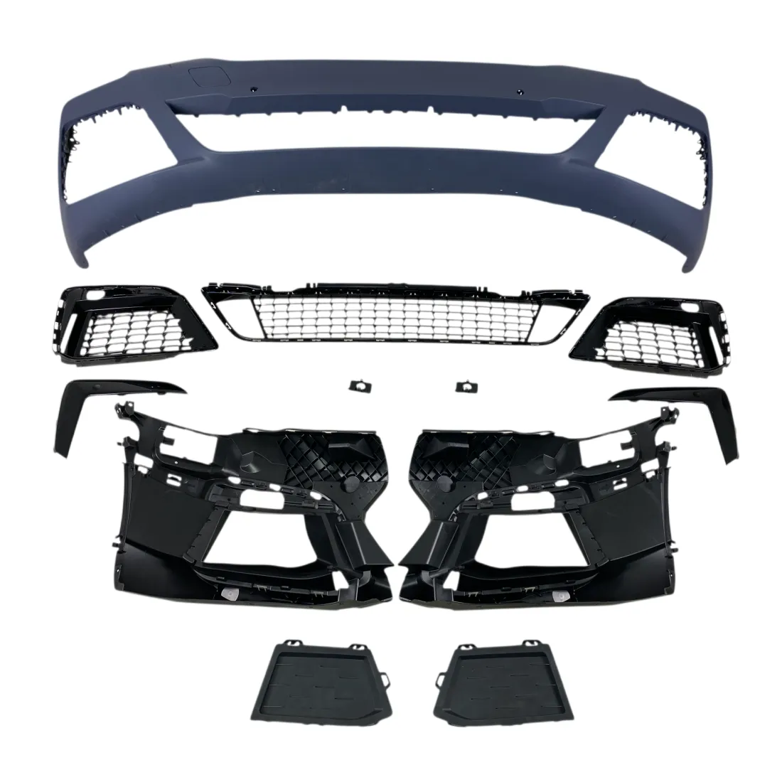 Предна броня BMW G30 (2020+) – M-Tech дизайн с отвори за парктроник