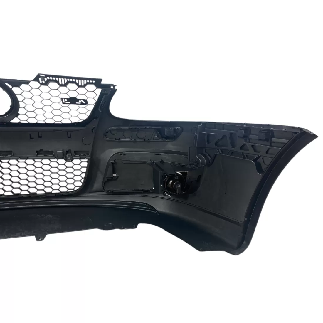 Предна броня VW Golf 5 – GTI дизайн с GTI халогени