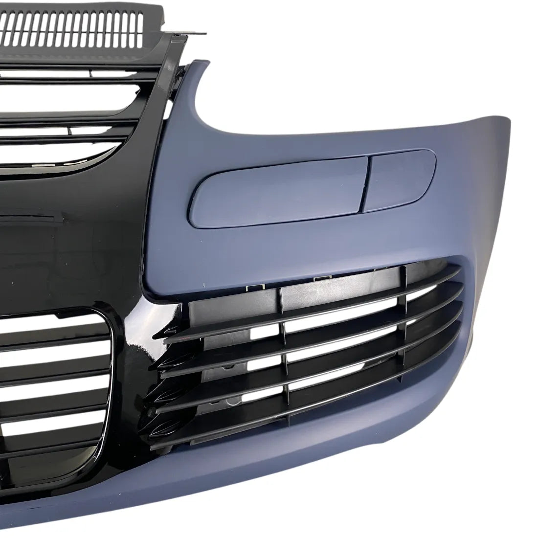 Предна броня VW Golf 5 – R32 дизайн с черна решетка