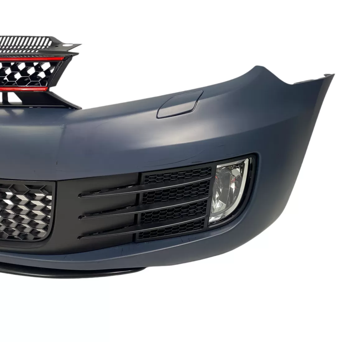 Предна броня VW Golf 6 – GTI дизайн с решетка и халогени, с/без отвори за парктроник, грундирана