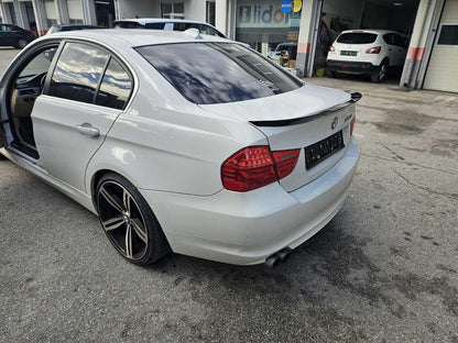 Лип спойлер за багажник за BMW E90 (2005-2011) М4 дизайн