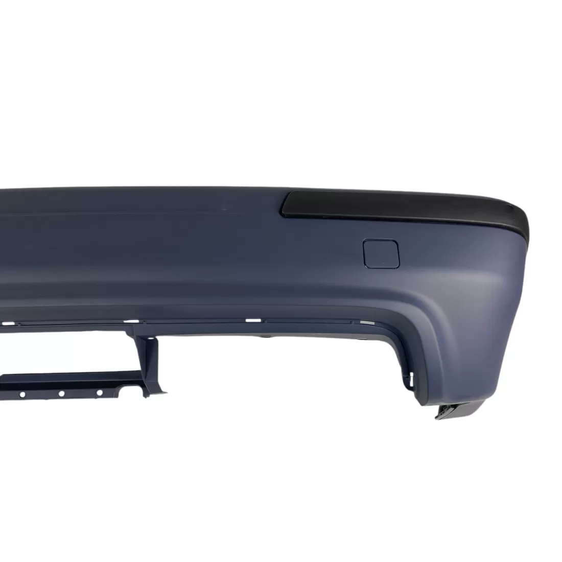 Задна броня M5 дизайн за BMW E39 Sedan – двоен дифузьор, без отвори за парктроник, грундирана