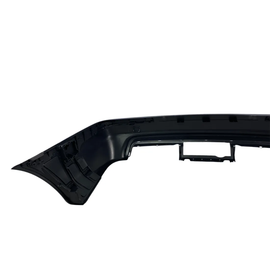 Задна броня M5 за BMW E39 Sedan – единичен дифузьор, със/без отвори за парктроник