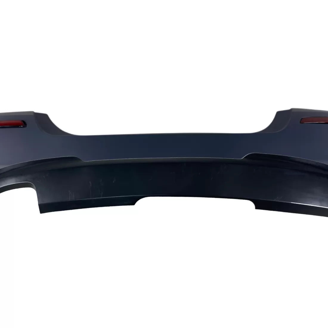 Задна броня M-Tech за BMW F10 – със и без отвори за парктроник, грундирана