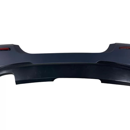 Задна броня M-Tech за BMW F10 – със и без отвори за парктроник, грундирана