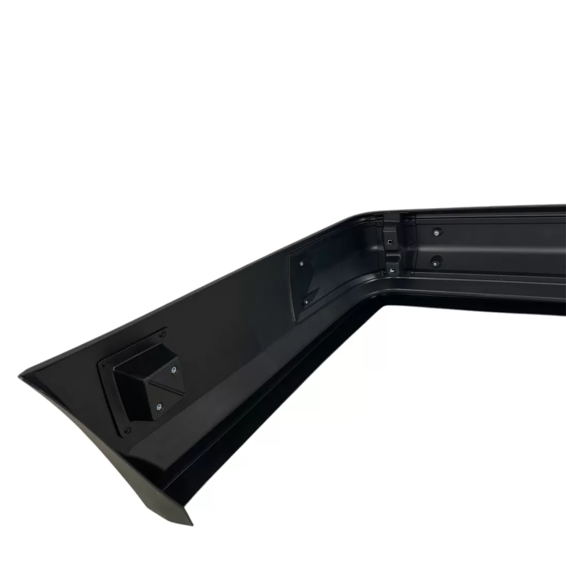 Задна броня Mercedes E-Class W124 (1985–1995) – AMG дизайн